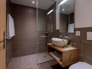 Badezimmer - Pradas Resort