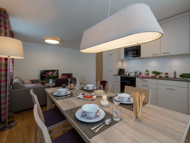 Küche mit Essbereich - Pradas Resort