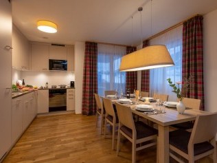 Küche mit Essbereich - Pradas Resort