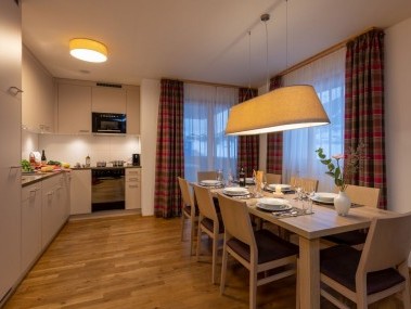 Küche mit Essbereich - Pradas Resort