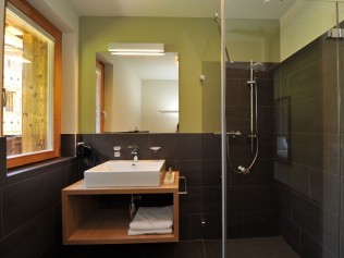 Badezimmer - PRIVÀ Alpine Lodge