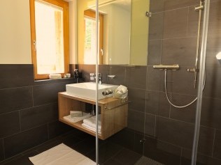 Badezimmer - PRIVÀ Alpine Lodge