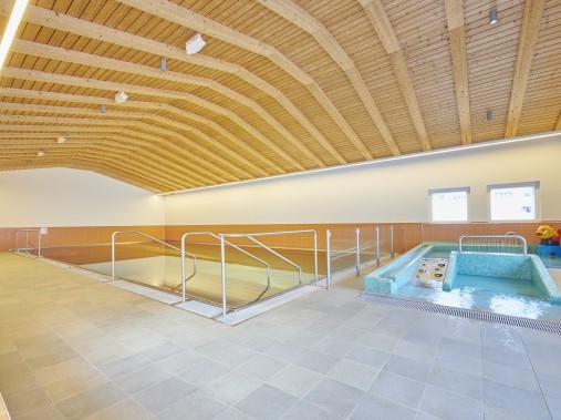 Hallenbad - Reka-Feriendorf Bergün