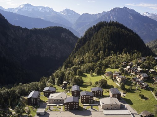 Vue extérieure en été - Village de vacances Reka Blatten