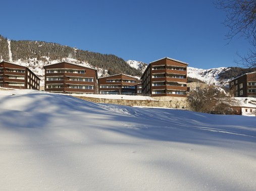 Exterior view in winter - Reka Holiday Village Blatten
