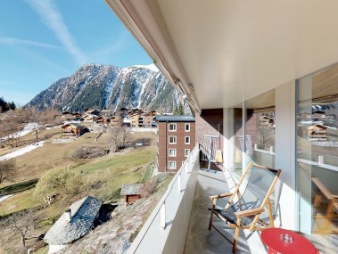 Balcony with mountain view - Reka Holiday Village Blatten