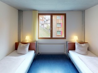 Bedroom - Reka Holiday Village Disentis