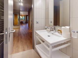 Badezimmer - Reka-Feriendorf Hasliberg