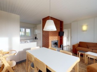 Wohnzimmer mit Essbereich - Reka-Feriendorf Montfaucon