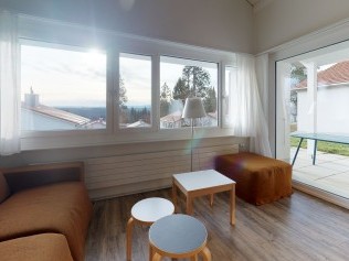 Wohnzimmer mit Essbereich - Reka-Feriendorf Montfaucon