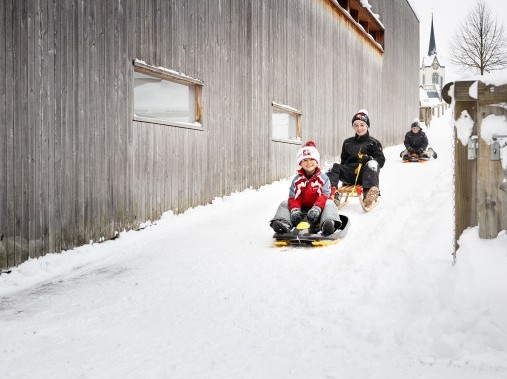 Jeux et rires pour toute la famille garantis - Village de vacances Reka Urnäsch