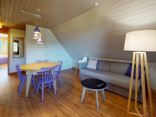 Wohnzimmer mit Essbereich - Reka-Feriendorf Wildhaus