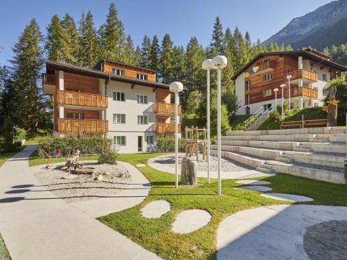 Vue extérieure en été - Village de vacances Reka Zinal