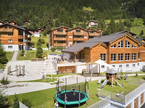 Vue extérieure en été - Village de vacances Reka Zinal