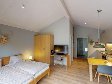 Wohn- und Schlafzimmer - Reka-Feriendorf Zinal