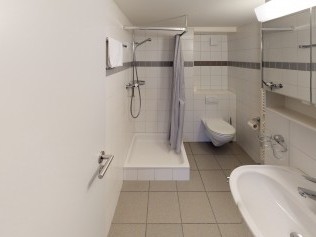 Badezimmer - Reka-Feriendorf Zinal