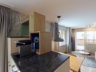 Wohnzimmer mit Essbereich - Reka-Feriendorf Zinal