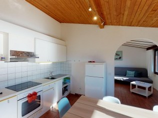 Küche mit Essbereich - Reka-Ferienanlage Brissago