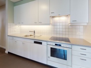 Küche - Reka-Ferienanlage Chesa Engadina Madulain