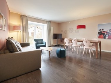 madulain_wh_106_191021_09