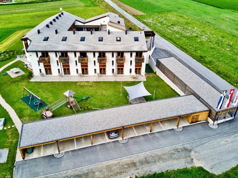 Vista esterna in estate - Casa di vacanza Reka Scuol