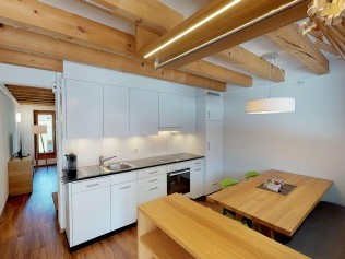 Cucina con zona pranzo - Casa di vacanza Reka Scuol