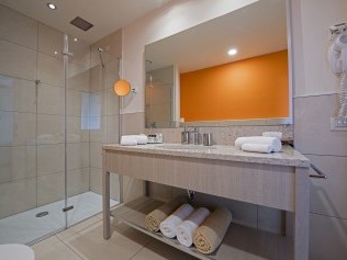 Badezimmer - Crvena Luka Resort