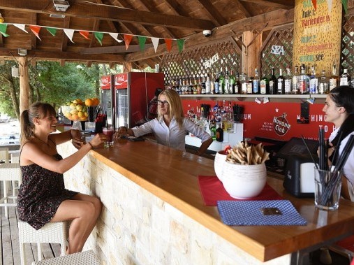 Poolbar - Crvena Luka Resort