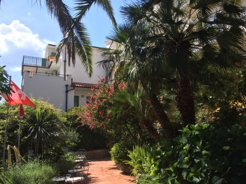 Vista sulla struttura di vacanze - Residence Dei Fiori