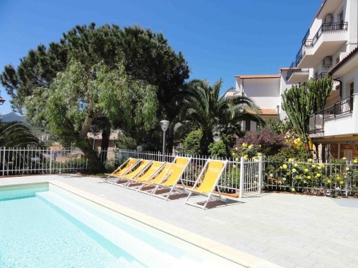 Pool - Residence Dei Fiori