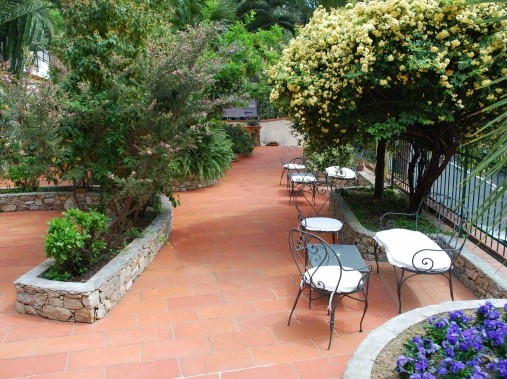 Vista sulla struttura di vacanze - Residence Dei Fiori