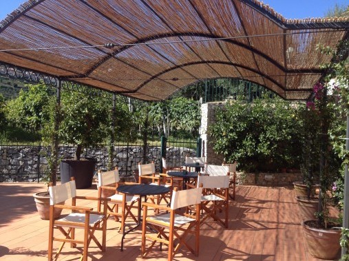 Ristorante con posti a sedere esterni - Residence Dei Fiori