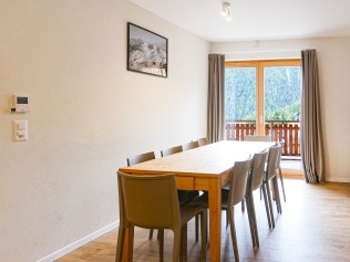 Küche mit Essbereich - T-Resort