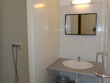 Salle de bains - Résidence L'Oustal des Mers