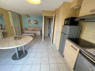 Wohnzimmer mit Essbereich - Mas de Torreilles