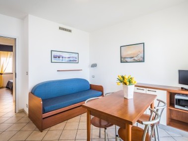 Wohnzimmer mit Essbereich - Residence Sant'Anna Pietra Ligure