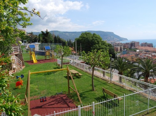 Spielplatz - Residence Sant'Anna Pietra Ligure