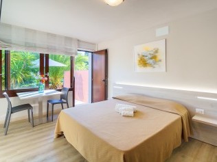 Wohn- und Schlafzimmer - Residence Solemaremma
