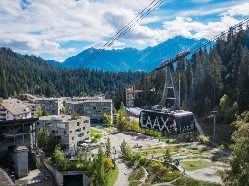 Struttura di vacanza dall'alto - rocksresort