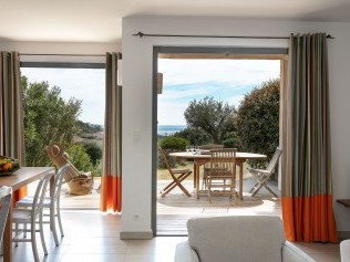 Wohnzimmer mit Essbereich - Santa Giulia Palace