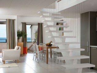 Wohnzimmer mit Essbereich - Santa Giulia Palace