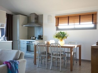 Wohnzimmer mit Essbereich - Santa Giulia Palace