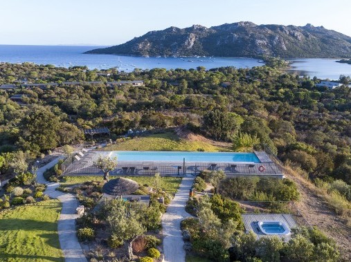 Poollandschaft - Santa Giulia Palace