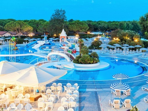 Piscine pour petits et grands - Sant'Angelo Village