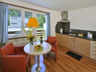 Wohn- und Schlafzimmer - Solaria Serviced Apartments