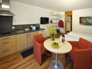 Wohn- und Schlafzimmer - Solaria Serviced Apartments