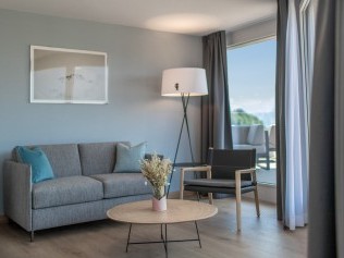 Panorama Familienzimmer Design mit Terrasse