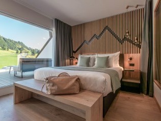 Panorama Familienzimmer Design mit Terrasse