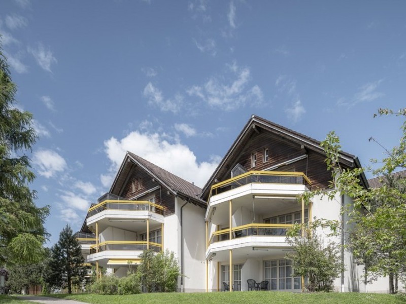 Exterior view in summer - Swiss Holiday Park