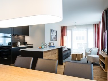 Salon avec coin repas - Titlis Resort